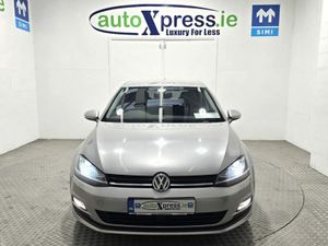 Volkswagen Golf 1.2 TSI Automatic, Reversing camer - Image 3