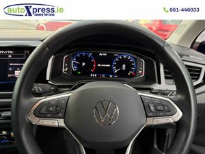 Volkswagen Polo 1.0 TSI Automatic, Reversing camer - Image 4
