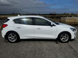 Ford Focus Zetec 5DR 1.5tdci 125PS 6spd 4 - Image 2