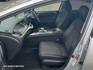 Honda Jade 1.5  HYBRID  7 Seater 5DR AUTO - Image 3