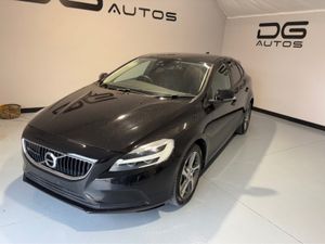 Volvo V40 T3 - LOW KMS - GREAT SPEC - Image 2