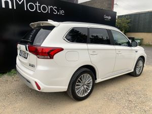 MITSUBISHI OUTLANDER 2.4 PHEV 4H 4WD AUTO - Image 3