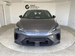 MG MG4 125kW SE EV 51kwh 5dr Auto - Image 3
