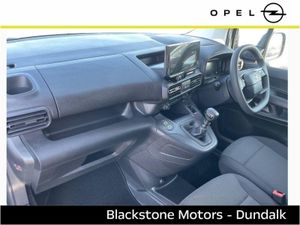 Opel Combo Edition Plus 7 Seat BEV 8 Speed AT - Image 4