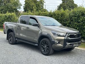 2022 Toyota Hilux 2.8 Invincible X 5 Seat N1 - Image 2