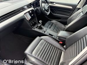Volkswagen Passat 1.5 TSI 150HP Elegance - Image 4
