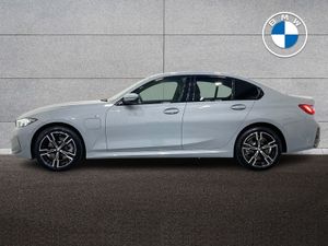 BMW 3 Series G20 330e M Sport Saloon - Image 4