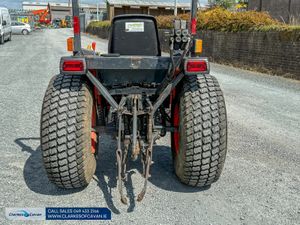 Kubota B3200 - Image 3