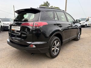 Toyota RAV4 - Image 3