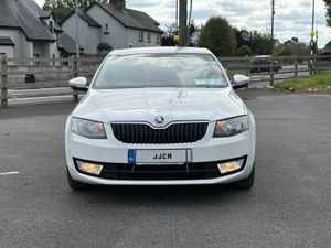 Skoda Octavia 2017 dsg automatic 1.6 TDI - Image 2