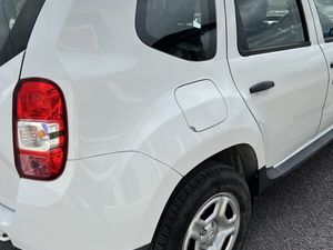 DACIA DUSTER ALTERNATIVE 1.5 DCI 110 4DR - Image 4