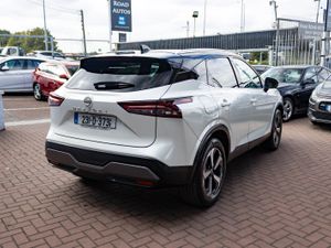 Nissan Qashqai 2023 - Image 3
