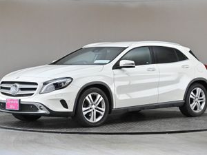 Mercedes-Benz GLA Class GLA 180  full Leather pow - Image 4