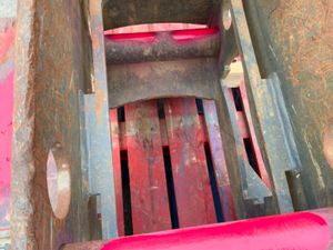STRICKLAND PALLET FORKS...65mm / 80mm....1327t. - Image 4