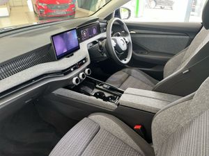 Skoda Superb Selection 2.0 TDI 150HP DSG - Image 3