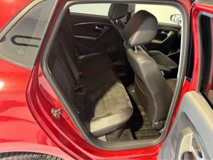 Volkswagen Polo LOW KMS - REVERSE CAMERA - MINT CO - Image 4