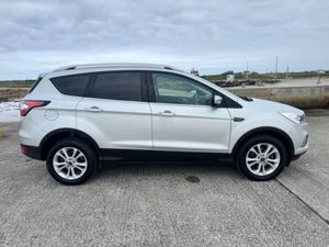 Ford Kuga Titanium 1.5tdci 120PS MAN 4DR - Image 2