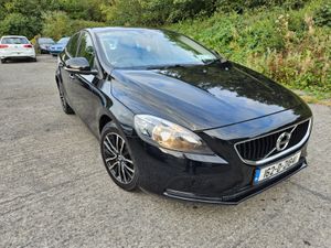 Volvo V40 2016 2.0 diesel low mileage - Image 2