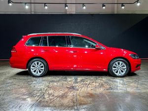 Volkswagen Golf 1.2 TSI AUTOMATIC - REVERSE CAMERA - Image 3