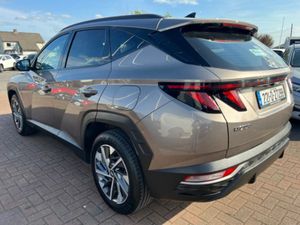 Hyundai Tucson Executive 5DR - Image 2