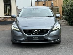 Low Kms Volvo V40! - Image 2