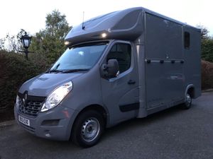 Horse box 2015 JOHN OATES HORSEBOX ONLY 110k - Image 2