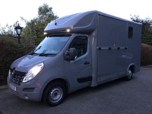 Horse box 2015 JOHN OATES HORSEBOX ONLY 110k - Image 4