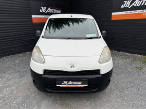 Peugeot Partner ACTIVE 1.6 HDI 75 PANE PANELED 4DR - Image 2