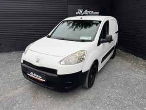 Peugeot Partner ACTIVE 1.6 HDI 75 PANE PANELED 4DR - Image 3