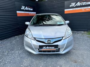 Honda Fit 1.3 HYBRID 5DR - Image 2