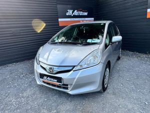 Honda Fit 1.3 HYBRID 5DR - Image 3