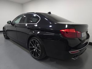 BMW 523D Luxury Sport Auto - Image 2