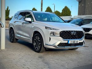 Hyundai Santa Fe 1.6 Plug IN Hybrid 4WD Executive - Image 3