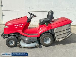 Used 2016 Honda HF2622 Lawnmower - Image 2
