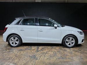 Audi A1 1.0 TFSI AUTOMATIC - TWO/TONE - PARKING SE - Image 3