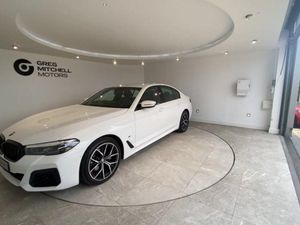 BMW 5 Series 520d Xdrive MHT M Sport 4dr Step Auto - Image 4