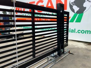 20ft CANTILEVER ELECTRIC SLIDING GATE......3970. - Image 3
