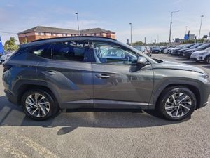 HYUNDAI TUCSON 1.6 DIESEL EXECUTIVE - Image 4
