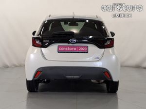 Toyota Yaris 1.5 Hybrid Auto - Image 4