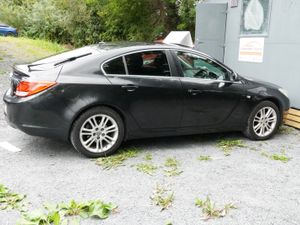 VAUXHALL INSIGNIA WITH ROAD TAX - Image 4