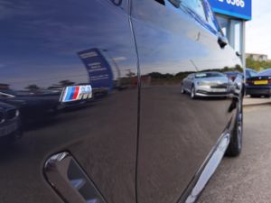BMW IX3 80KWH M SPORT - Image 2