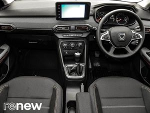 Dacia Sandero Stepway Comfort TCe 90 My21.5 - Image 2
