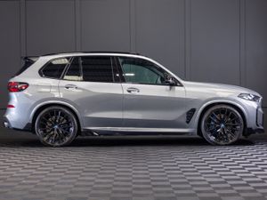 2025 BMW X5 X-Drive 50e M-Sport - Image 2