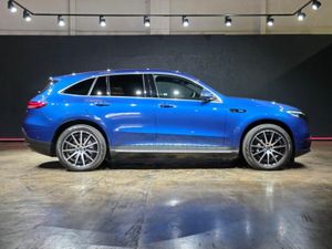 Mercedes-Benz EQC EQC 400 4MATIC AMG LINE - REVERS - Image 3