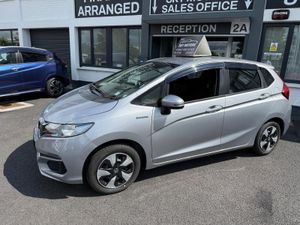 2019 Honda Fit 1.5 Petrol Hybrid keyless - Image 3