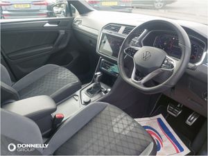 Volkswagen Tiguan Estate Special Edition R-Line Ed - Image 3