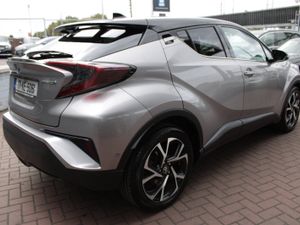 Toyota C-HR 2017 - Image 4