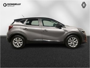 Renault Captur Diesel Hatchback Iconic - Image 4