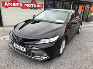 2019 Toyota Camry Hybrid Automatic - Image 2