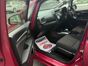 2018 Honda Fit 1.5 Petrol Hybrid ,Leather Package - Image 4